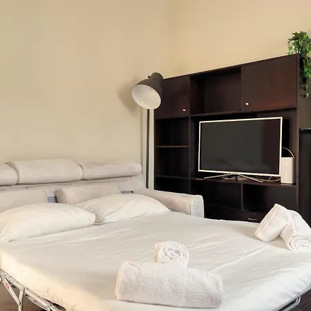 Joivy Bright 1br Flat Near Centro Storico *